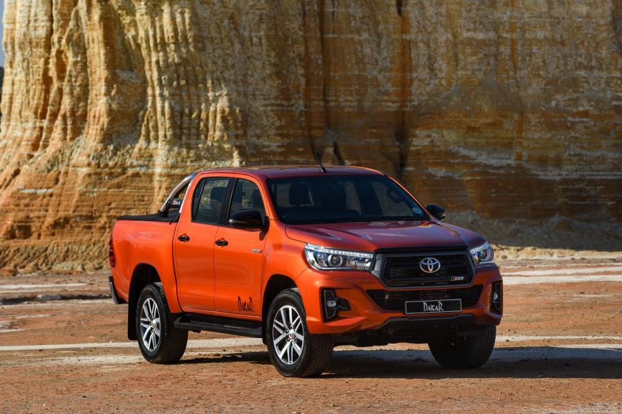  Toyota Hilux Dakar Double Cab 2018 года  (ZA) (фото 11 из 40)